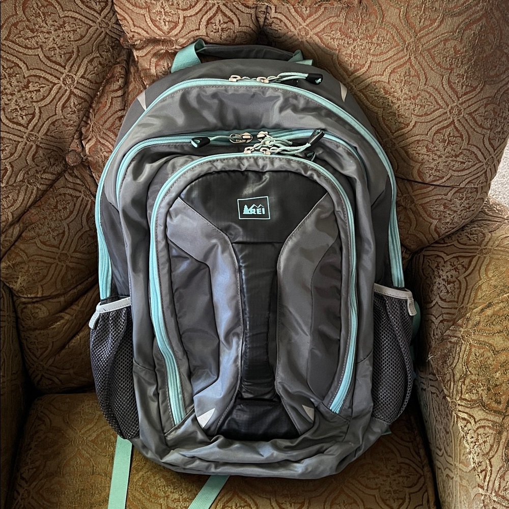 REI Co-Op Acumen backpack grey and aqua blue.